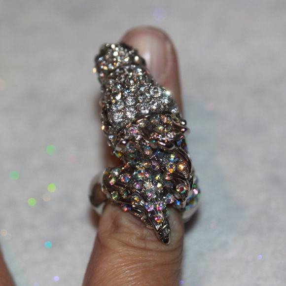 Unusual Large Rhinestone Horse Ring - Picture 2 of 5